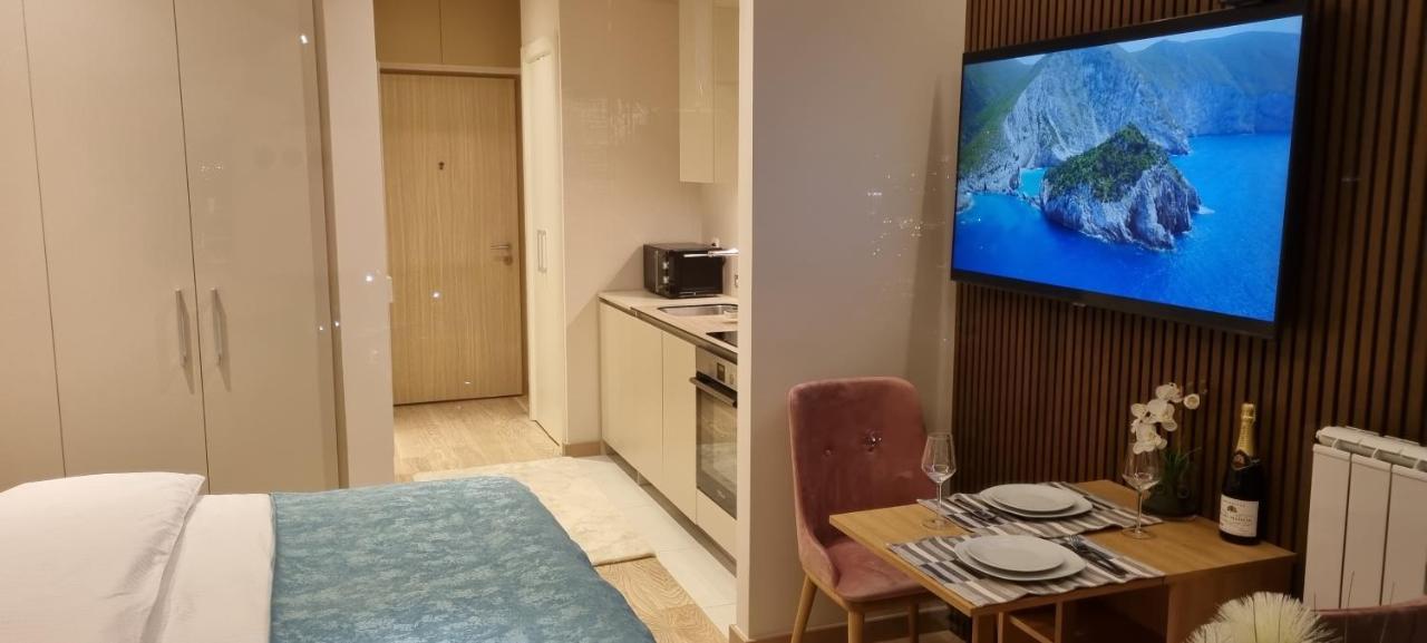 Beograd Na Vodi - BW Aurora Luxury Apartment ภายนอก รูปภาพ